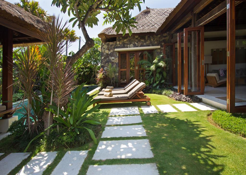 Villa Suar Drupadi Seminyak Buitenkant foto