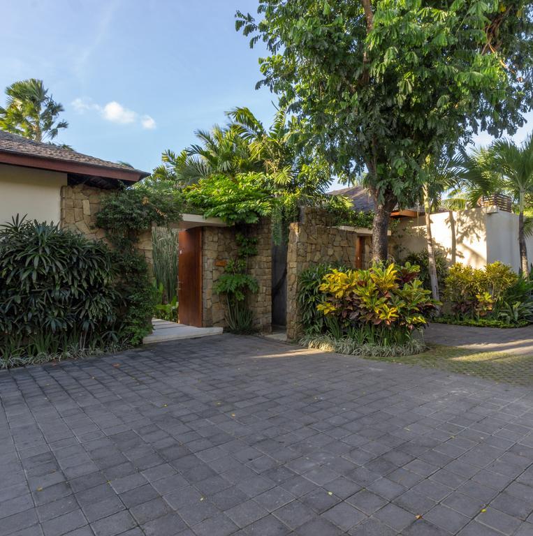 Villa Suar Drupadi Seminyak Buitenkant foto