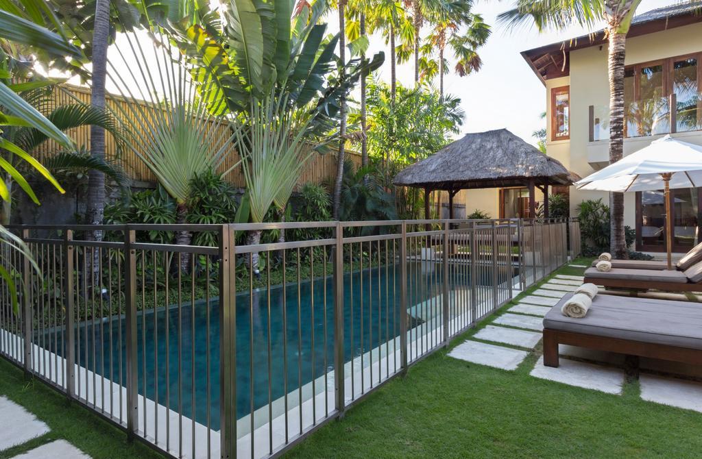 Villa Suar Drupadi Seminyak Buitenkant foto
