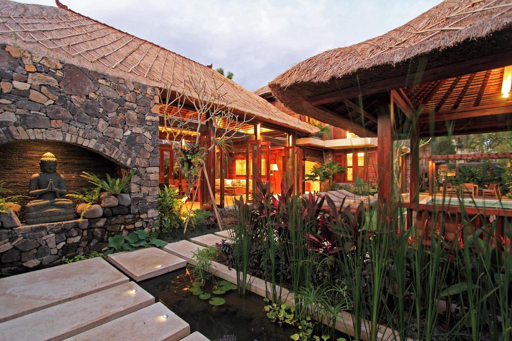 Villa Suar Drupadi Seminyak Buitenkant foto