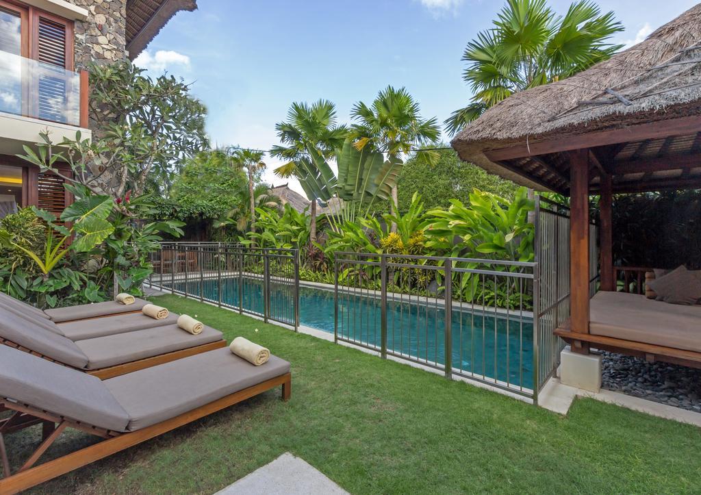 Villa Suar Drupadi Seminyak Buitenkant foto