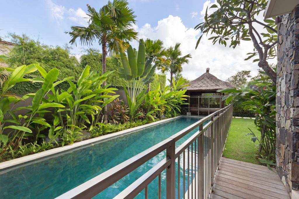 Villa Suar Drupadi Seminyak Buitenkant foto